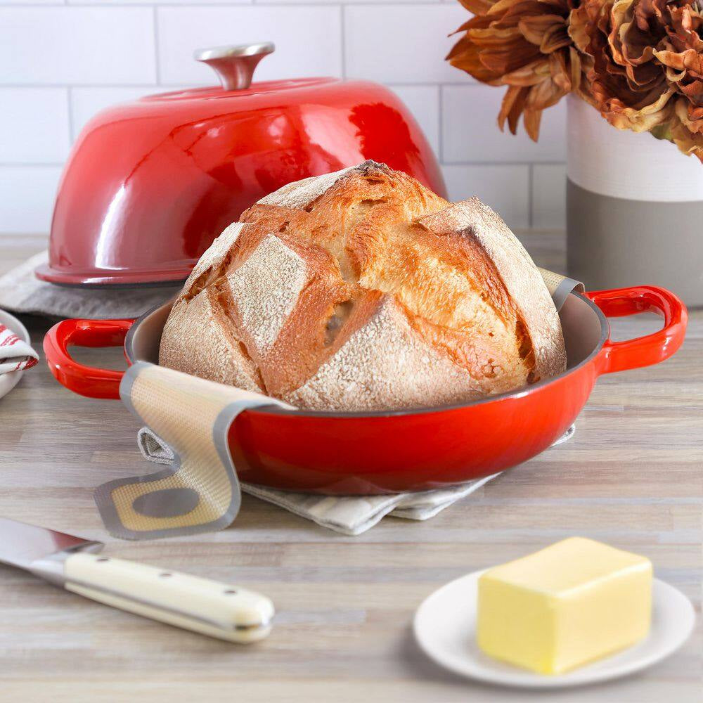 6 Qt. Enameled Cast Iron Bread Pot in Red with Baking Mat