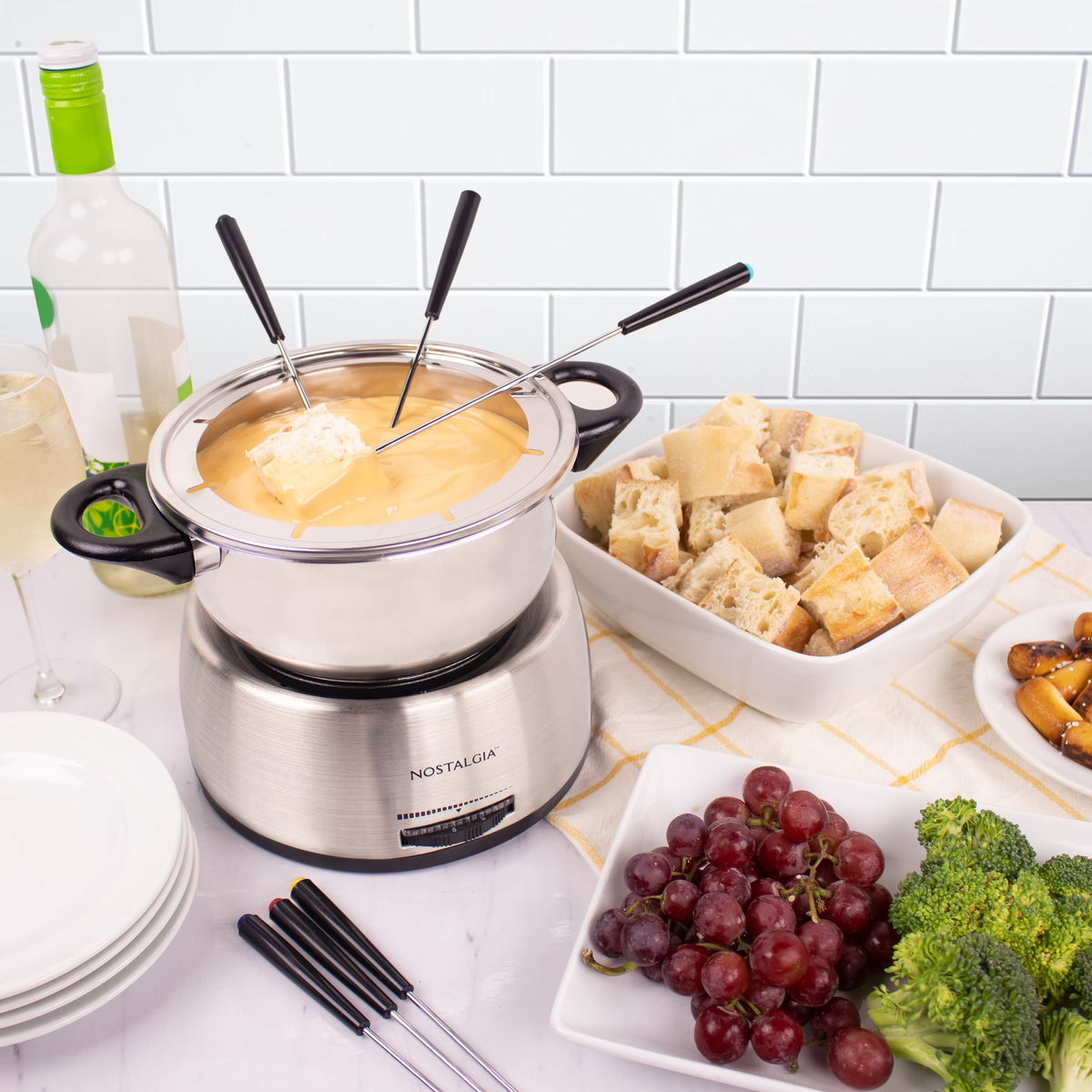 Stainless Steel Fondue Set, 6-Cup Electric Fondue Pot with Temperature Control